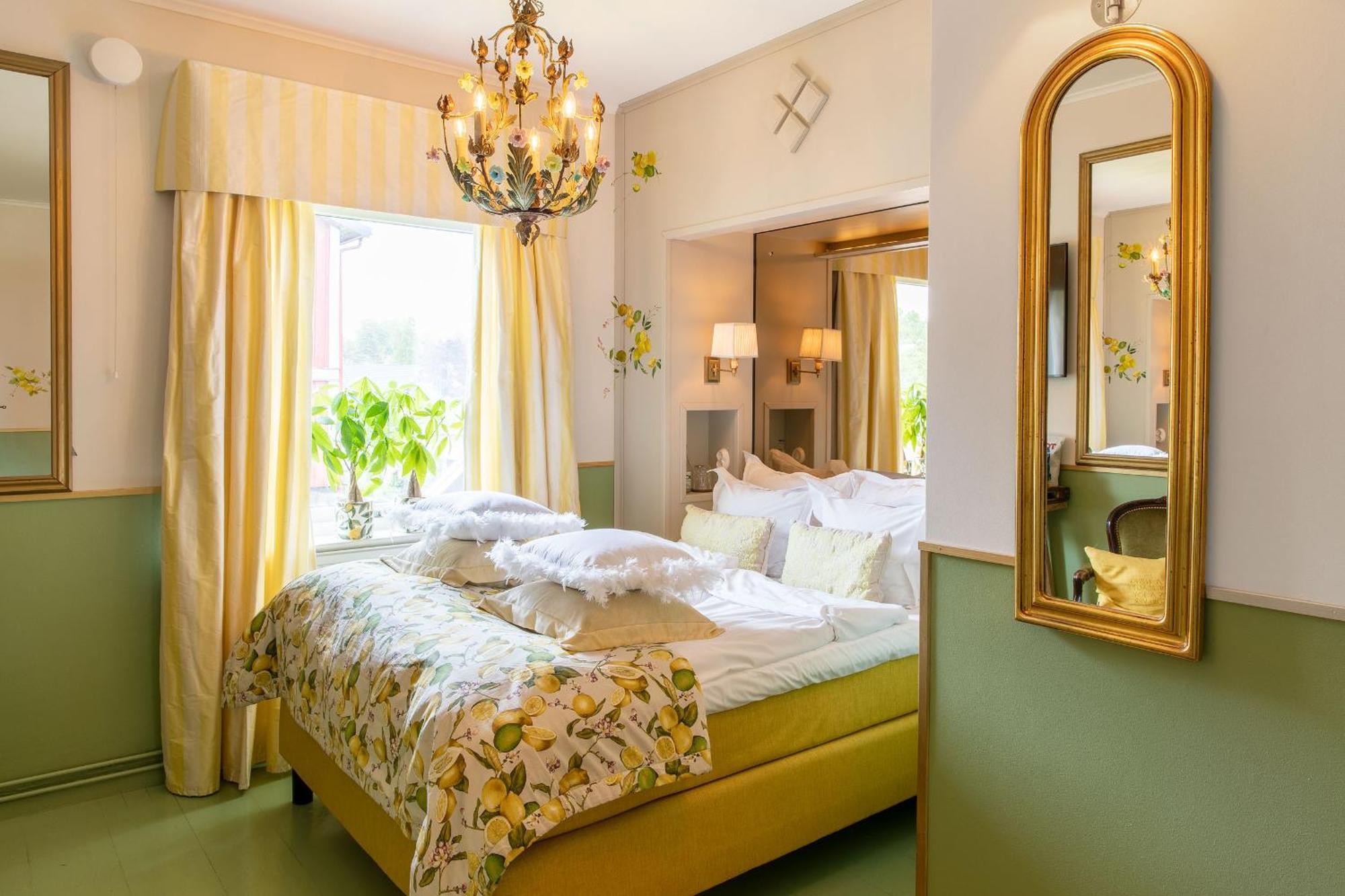 Bomans Hotell I Trosa Exterior photo